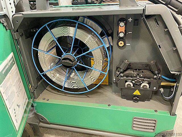 Ecknaht-Schweißmaschine Fröhlich/Migatronic SAX700/Automig 273i