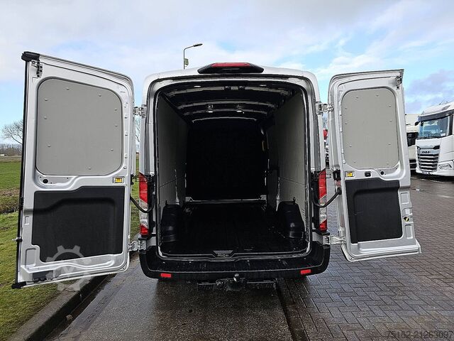 High-roof van FORD TRANSIT 2.0 L3H2 TRAIL 170Pk AC!