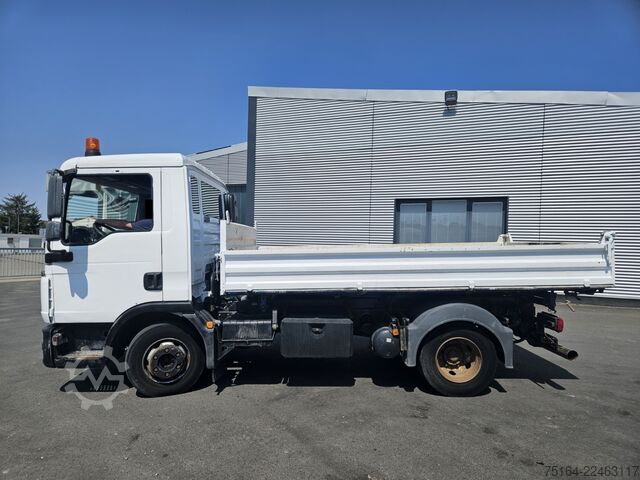 Dreiseitenkipper MAN TGL 8.220 4x2 BB