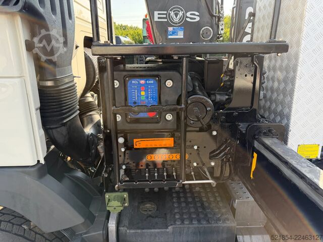 Innenlader Volvo FMX 450 6x2*4, Hooklift + 26t/m Crane, YM: 2018