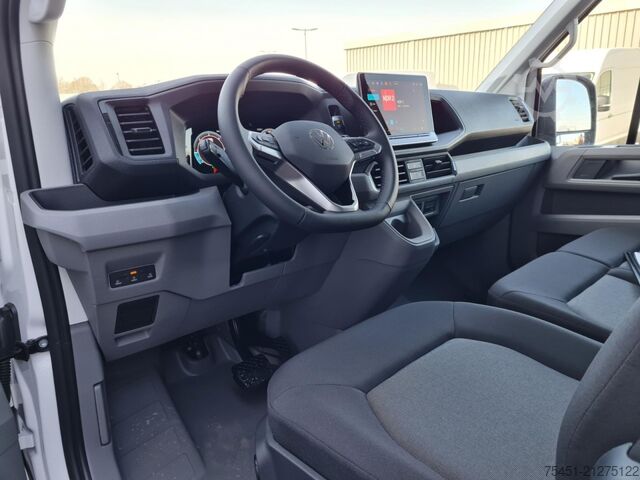 High top van VW Crafter 35 Kasten MR L3H3 AG 4MOTION AHK LED PDC