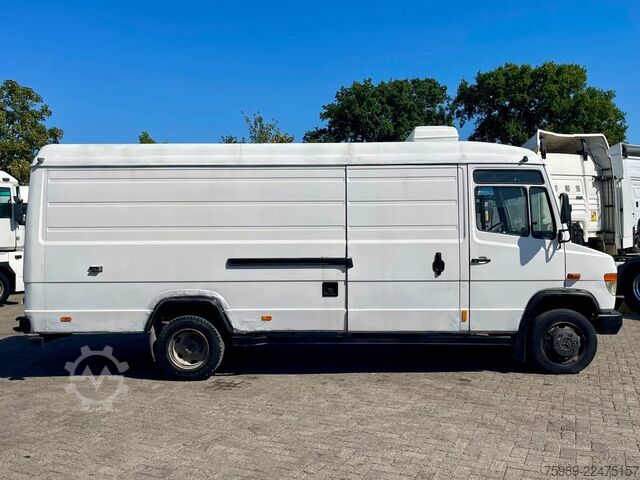 Panel van Mercedes-Benz Vario 812 D manual pomp, cooler THERMOKING