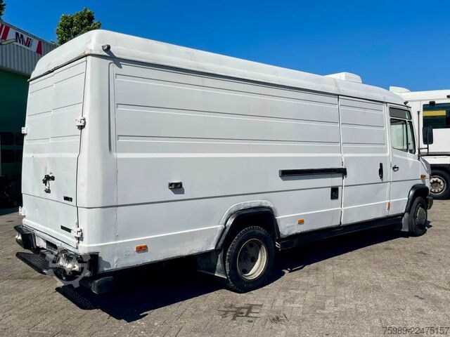 Panel van Mercedes-Benz Vario 812 D manual pomp, cooler THERMOKING