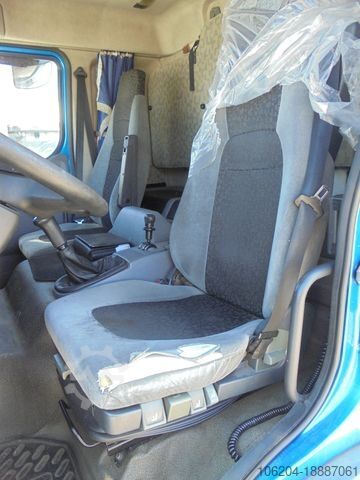 Box van DAF LF45.140 Möbelkoffer Bett 1000kg LBW