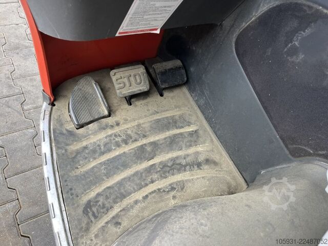 Reach Truck Linde R12B-01
