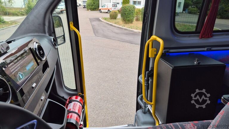 Minibus MERCEDES-BENZ Sprinter 420 Elektro bis zu 19 Schlafsessel