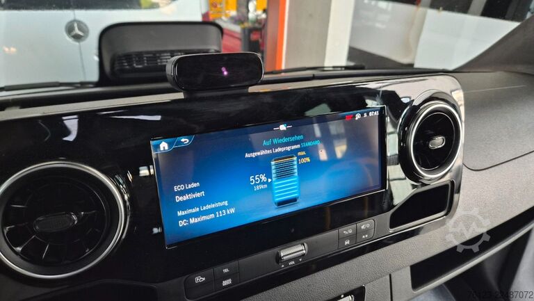 Minibus MERCEDES-BENZ Sprinter 420 Elektro bis zu 19 Schlafsessel
