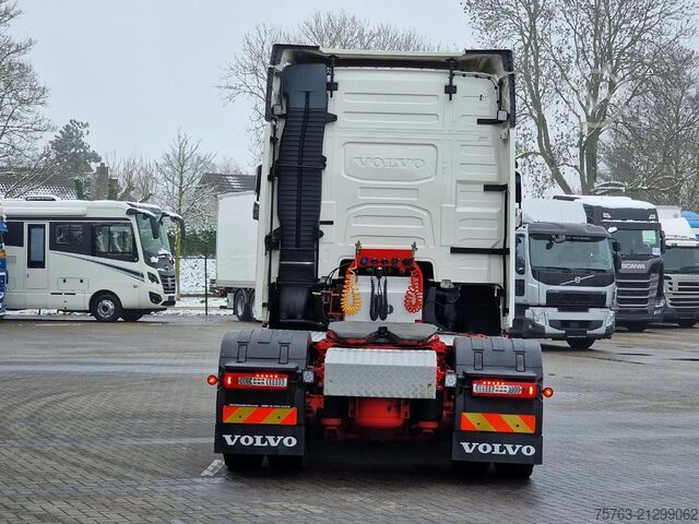 Standard-SZM Volvo FH 13.460 Globetrotter 4x2 - I Save - Custom in...