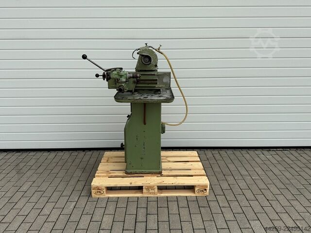 Tool sharpening machine with coolant pump UNBEKANNT 