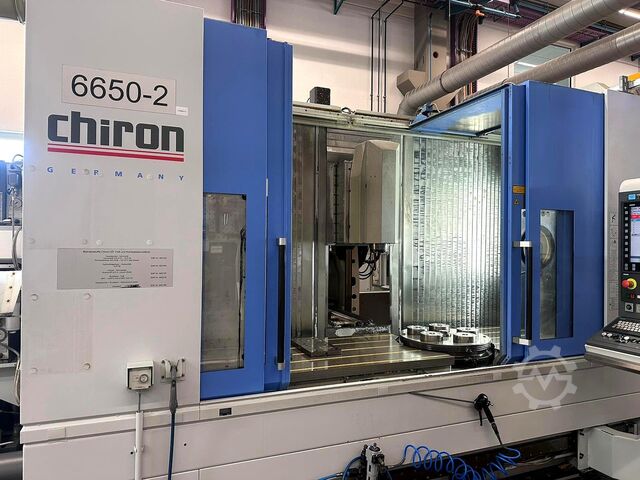 Vertikales Bearbeitungszentrum Chiron Mill 2000 high speed plus