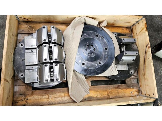 Vertikales Bearbeitungszentrum Chiron Mill 2000 high speed plus