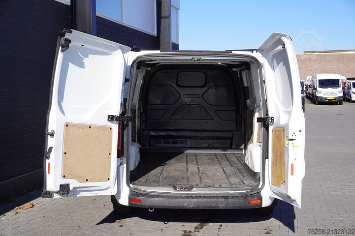 Delivery van Ford Transit Custom 2.0 TDCI 130PK EURO 6 - Airco - ...