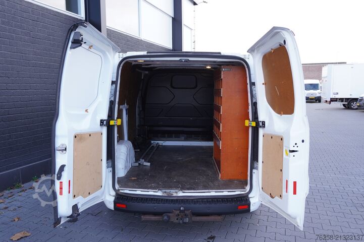 Delivery van Ford Transit Custom 2.0 TDCI EURO 6 - Airco - Cruise...