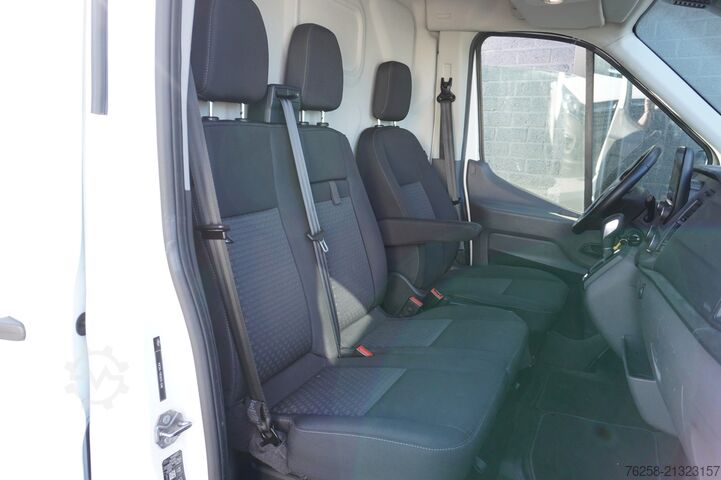 Delivery van Ford Transit 2.0 TDCI 130PK L2H2 - EURO 6 - Airco - ...