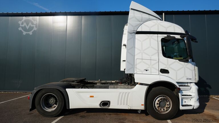 Standard-SZM Mercedes-Benz ACTROS 1936 tractor unit