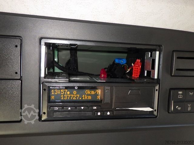 LKW mit Kofferaufbau MERCEDES-BENZ 1827 L Actros Koffer 7,3m/LBW/Seitentür/AHK/Klim