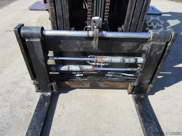 Dieselstapler Toyota 8FDF25 - Triplex 4,7m -Seitenschieber mit Zinkenve