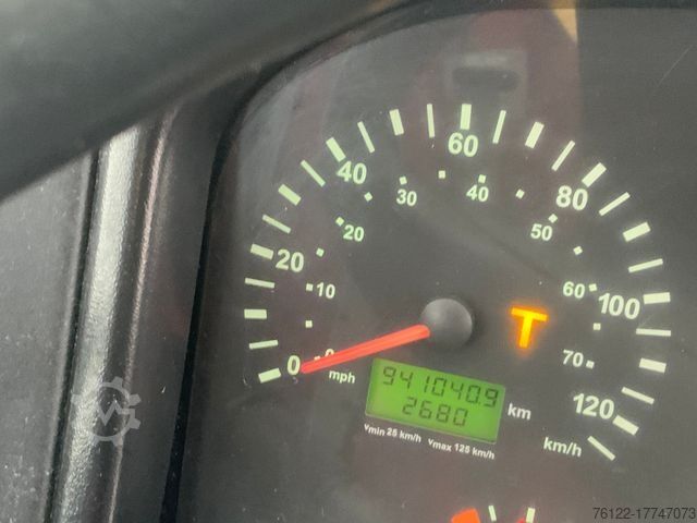 Reisebus VDL Bova Futura FHD/ 10 m/ Tourino / 411