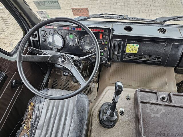 Kipper MERCEDES-BENZ 3335 K 8X4 FULL STEEL MAN.