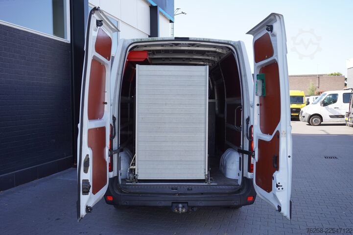Delivery van Renault Master 2.3 dCi L2H2 EURO 6 - Airco - Navi - Cru...