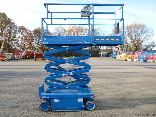 Scherenhebebühne SkyJack SJIII 3219