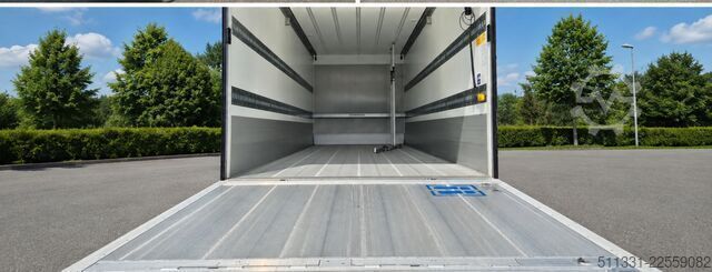 Box van HYUNDAI  XCIENT FUEL CELL 6x 2QZHZ – 6x2