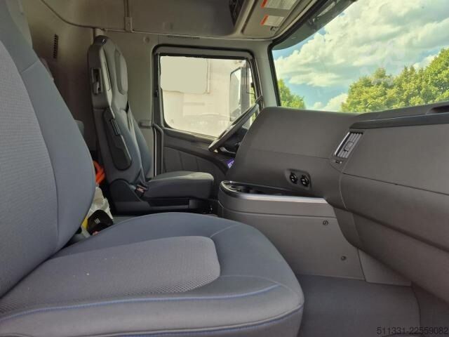 Box van HYUNDAI  XCIENT FUEL CELL 6x 2QZHZ – 6x2