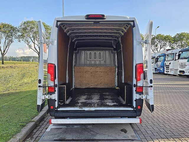 High-roof van FIAT DUCATO 2.2 MJT 120 L3H2