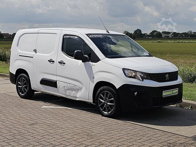 High-roof van PEUGEOT PARTNER 1.5