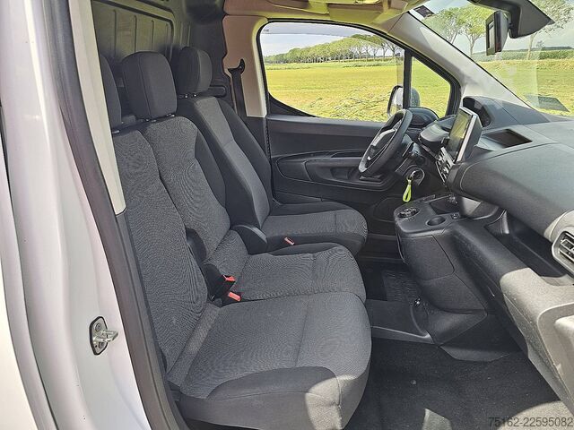 High-roof van PEUGEOT PARTNER 1.5