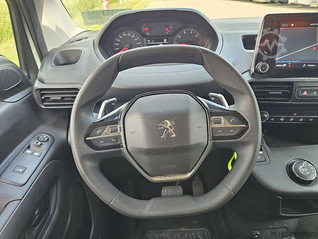 High-roof van PEUGEOT PARTNER 1.5