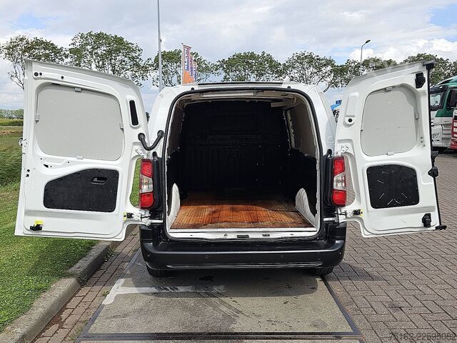 High-roof van PEUGEOT PARTNER 1.5
