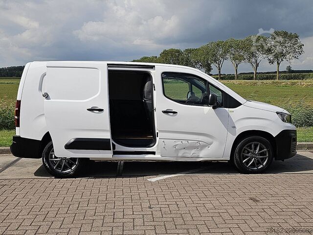 High-roof van PEUGEOT PARTNER 1.5
