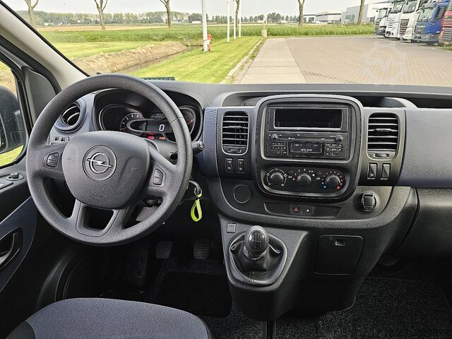Passenger transportation OPEL VIVARO 1.6 L1 Combi 9p Airco