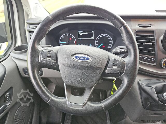High-roof van FORD TRANSIT CUSTOM 2.0 L1H1 Navi Trekhaak!