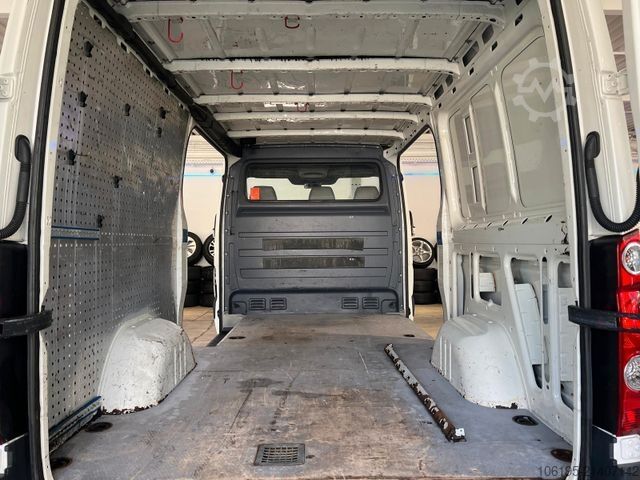 Panel van VOLKSWAGEN Crafter TDI Lang L2-H1*1.Hand*Garantie*AHK*