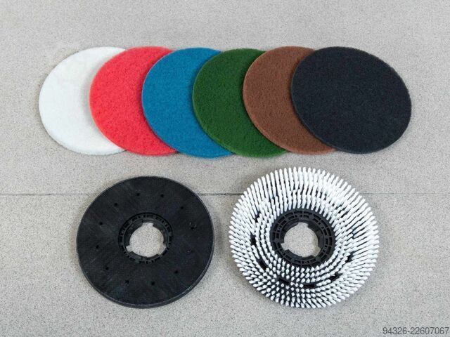 NUMATIC HFM 1515 Brush + Padholder Numatic HFM 1515 150RPM Brush Padholder Pads