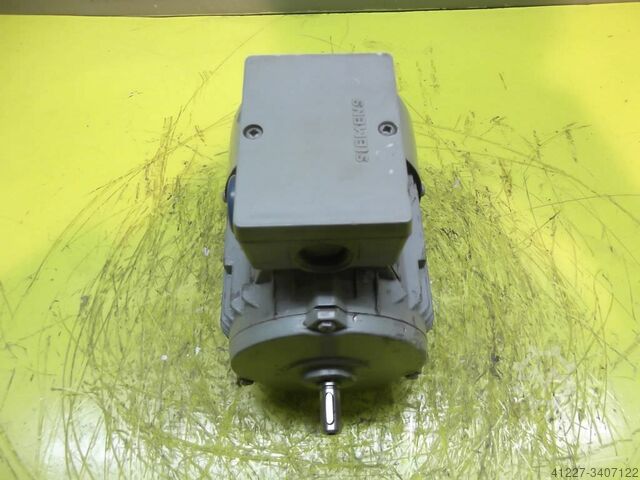 Electric motor 0.25 kW 2765 Rpm Siemens 1LA5063-2AA20