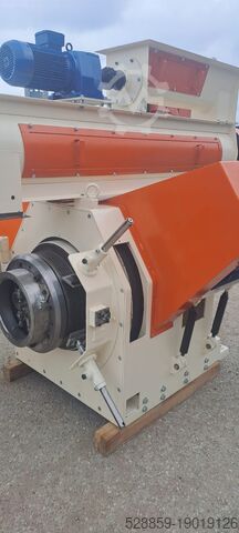 Pellet press MUNCH 420