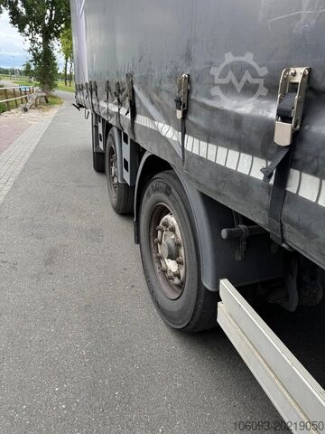 Sliding tarpaulins Renders 3 ass schuifz. 2 Stuuras, Liftas, kooiaapaansl,...