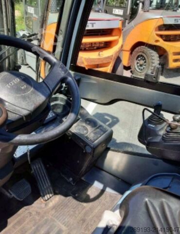 4-Rad-Gabelstapler Toyota 02-8FDF 25