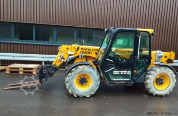 Telescopic forklift JCB 525-60