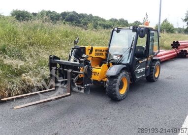 Telescopic forklift JCB 525-60