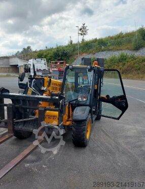 Telescopic forklift JCB 525-60