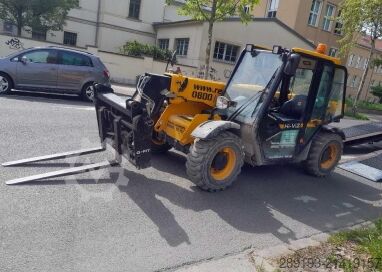 Telescopic forklift JCB 525-60