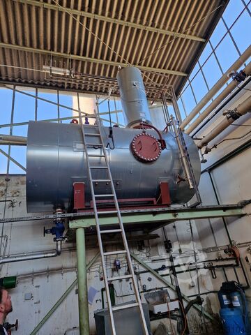 Feed water tank  5.900 ltr. mit Entgaser
