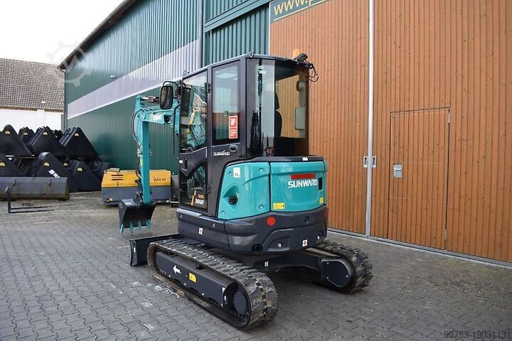 Baggerlader Sunward SWE35UF