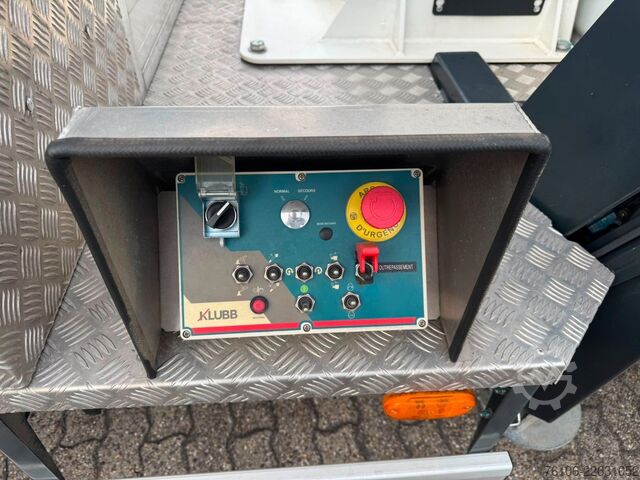 Truck-mounted work platform IVECO Daily 35S14 Hubarbeitsbühne KLUBB K26 *12 Meter*