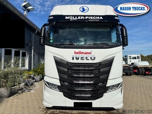 Standard road tractor Iveco S-Way 530
