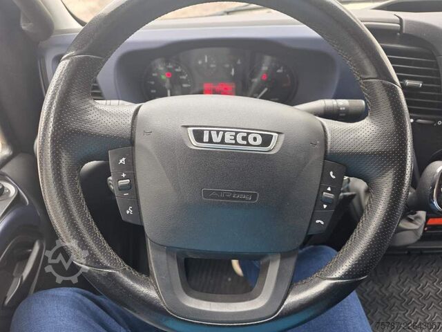 Transporter mit Koffer IVECO 72S18 Koffer, Luftfederung hintgen, LBW